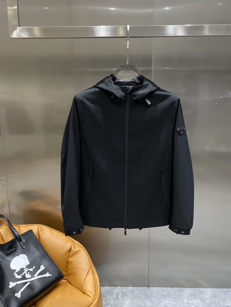 Pra*a outwear